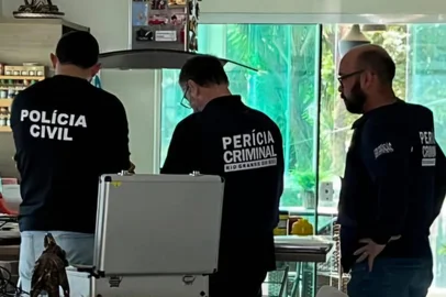 Homem é preso por armazenar conteúdo de pornografia infantil em Carazinho<!-- NICAID(16036486) -->