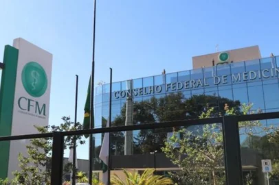 Conselho de Medicina entra com ação contra resolução que autoriza farmacêuticos a prescrever medicamentos<!-- NICAID(16002265) -->