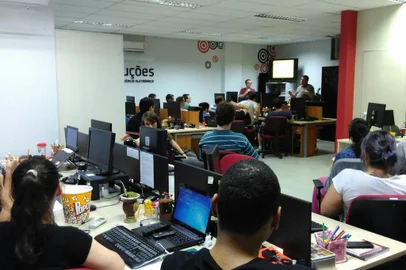 F1 Tecnosinos<!-- NICAID(15225980) -->