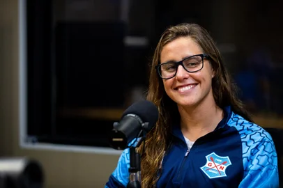 PORTO ALEGRE, RS, BRASIL, 07.06.2024: Maratonista aquática Viviane Jungblunt classificada para os jogos olimpicos de Paris. Foto: Camila Hermes/Agencia RBS<!-- NICAID(15783643) -->