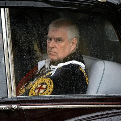 Britain's Prince Andrew, Duke of York leaves after attending the coronations of Britain's King Charles III and Britain's Camilla, Queen Consort, at Westminster Abbey in central London on May 6, 2023. The set-piece coronation is the first in Britain in 70 years, and only the second in history to be televised. Charles will be the 40th reigning monarch to be crowned at the central London church since King William I in 1066. Outside the UK, he is also king of 14 other Commonwealth countries, including Australia, Canada and New Zealand. Camilla, his second wife, will be crowned queen alongside him, and be known as Queen Camilla after the ceremony. (Photo by TOBY MELVILLE / POOL / AFP)Editoria: HUMLocal: LondonIndexador: TOBY MELVILLESecao: imperial and royal mattersFonte: POOLFotógrafo: STR<!-- NICAID(16157950) -->