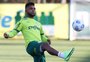 Acertado com o Grêmio, Borja tem viagem a Porto Alegre adiada