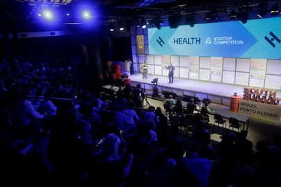 PORTO ALEGRE, RS, BRASIL, 25-03-2026: StartUp Competition na Arena The Next Big Thing. Os armazéns do Cais Mauá, em Porto Alegre, recebem o ecossistema global de inovação em Porto Alegre na 5ª edição do South Summit Brazil. Foto: Mateus Bruxel/Agência RBSIndexador: MATEUS BRUXEL<!-- NICAID(16251940) -->