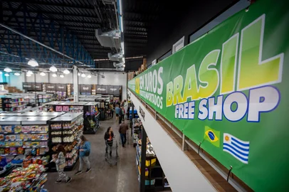 Brasil Free Shop<!-- NICAID(16162486) -->