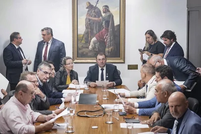 Foto: Rodrigo Rodrigues  Presidência ALRSLegenda: Reunião de líderes.<!-- NICAID(15716972) -->