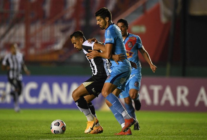Grêmio analisa zagueiro Gastón Suso, do Arsenal de Sarandí: Interessante