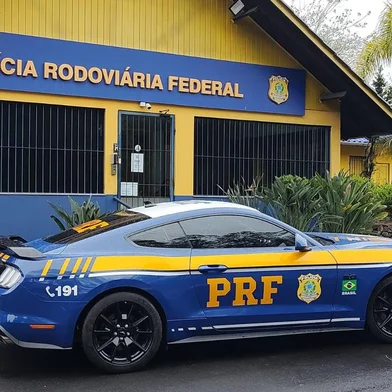 Polícia Rodoviária Federal (PRF) de Bento Gonçalves conta com viatura Ford Mustang<!-- NICAID(15233102) -->