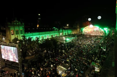 Apresentação do Festival Internacional Sesc de Música no Mercado Central de Pelotas<!-- NICAID(16177546) -->