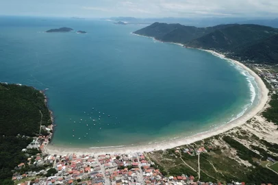 Praias de Florianópolis<!-- NICAID(15325291) -->