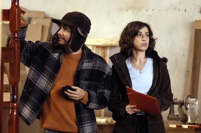 *** Saneamento Básico 1-RW ***Set de gravação do filme Saneamento Básico do diretor Jorge Furtado.Filmado no interior da cidade de Monte Belo, na Serra Gaúcha.Na foto os atores Wagner Moura e Fernanda Torres<!-- NICAID(1082418) -->