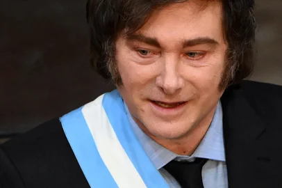 Argentina's President Javier Milei gestures during the inauguration of the 143rd ordinary session of Congress at the National Congress in Buenos Aires on March 1, 2025. (Photo by Luis ROBAYO / AFP)Editoria: POLLocal: Buenos AiresIndexador: LUIS ROBAYOSecao: governmentFonte: AFPFotógrafo: STF<!-- NICAID(15987187) -->