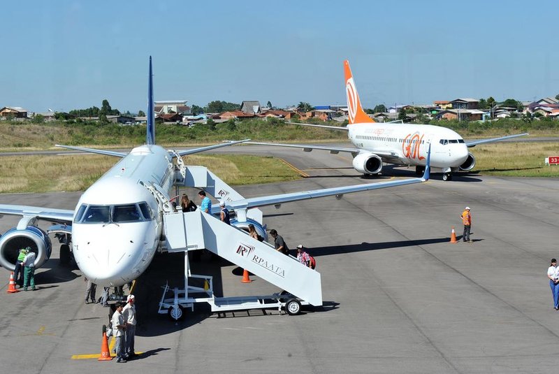 Aeroporto Regional Hugo Cantergiani, em Caxias do Sul<!-- NICAID(8141325) -->