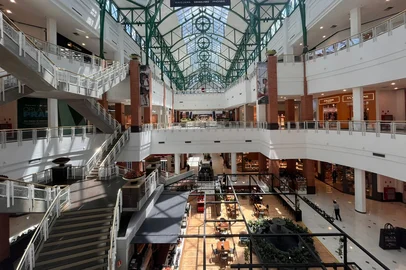 Com novo supermercado, moda europeia e mais quadras esportivas, shopping de Porto Alegre ganha novas marcas<!-- NICAID(16170483) -->