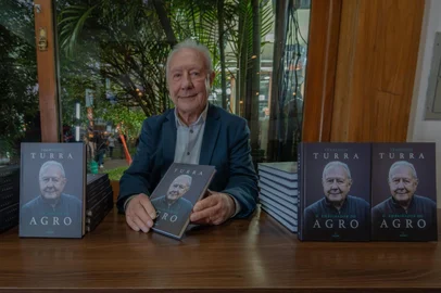 Edivan Rosa / Divulgação Turra lança livro na Expointer<!-- NICAID(16363961) -->