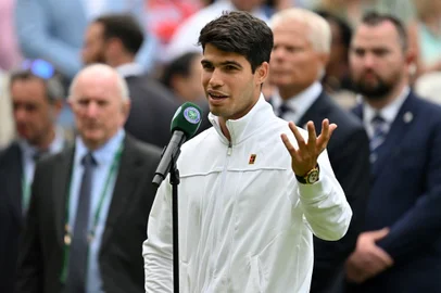 Alcaraz provocou a torcida inglesa em Wimbledon sobre a final da Eurocopa.