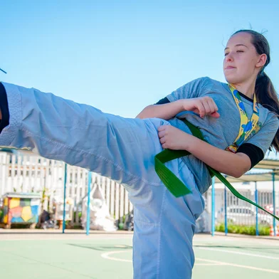 Catharina Marafon dos Santos estuda na EMEF Sete de Setembro e é praticante de Taekwondo<!-- NICAID(15512103) -->