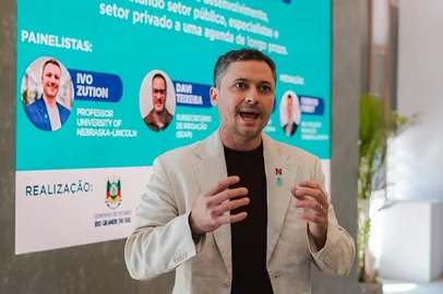 Invest RS / Divulgação Professor Ivo Zutioni na Expointer.<!-- NICAID(16359414) -->