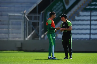CAXIAS DO SUL, RS, BRASIL, 26/10/2022. Juventude encerra preparação para jogo contra o Atlético-MG. Partida pode marcar o rebaixamento matemático para a Série B. (Bruno Todeschini/Agência RBS)<!-- NICAID(15245976) -->