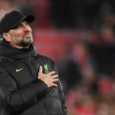 (FILES) Liverpool's German manager Jurgen Klopp celebrates after his team victory at the end of the English League Cup quarter-final football match between Liverpool and West Ham United at Anfield in Liverpool, north west England on December 20, 2023. Liverpool manager Jurgen Klopp announced the shock decision on January 26, 2024 that he will leave the club at the end of the season. (Photo by Oli SCARFF / AFP) / RESTRICTED TO EDITORIAL USE. No use with unauthorized audio, video, data, fixture lists, club/league logos or 'live' services. Online in-match use limited to 120 images. An additional 40 images may be used in extra time. No video emulation. Social media in-match use limited to 120 images. An additional 40 images may be used in extra time. No use in betting publications, games or single club/league/player publications. / Editoria: SPOLocal: LiverpoolIndexador: OLI SCARFFSecao: soccerFonte: AFPFotógrafo: STF<!-- NICAID(15661847) -->
