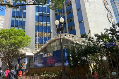 Agência Central, Caixa Econômica Federal - Problemas com penhor<!-- NICAID(15851259) -->