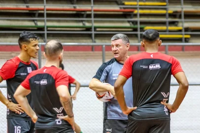 Edson Castro / Atlântico, Divulgação image