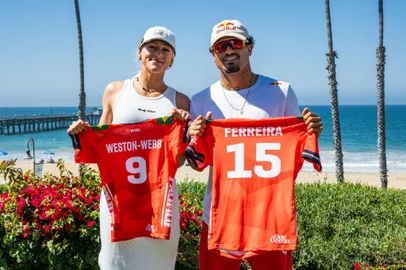 Tati Weston-Webb, Ítalo Ferreira, surfe