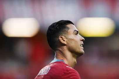 Portugal's forward Cristiano Ronaldo is pictured before the international friendly football match between Portugal and Nigeria at Magalhaes Pessoa Stadium in Leiria, on June 10, 2026. (Photo by FILIPE AMORIM / AFP)Editoria: SPOLocal: LeiriaIndexador: FILIPE AMORIMSecao: soccerFonte: AFPFotógrafo: STR<!-- NICAID(16308076) -->