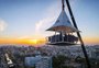 O método radical de construtora para mostrar a vista de prédio 