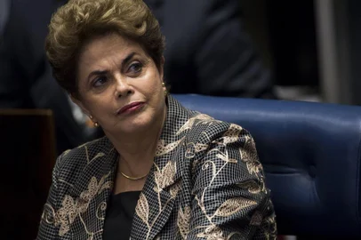 Então presidente Dilma Rousseff durante julgamento do impeachment no Senado, em 2016.<!-- NICAID(15517463) -->