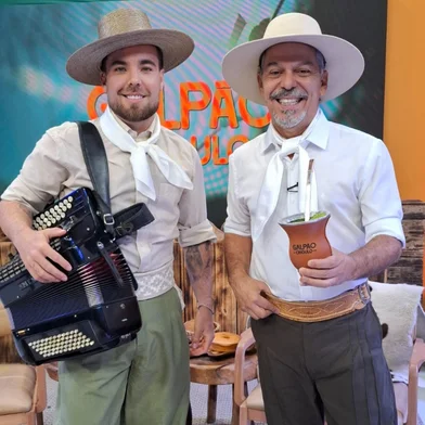 Ignácio Luz e Neto Fagundes apresentam o Galpão Crioulo em agosto<!-- NICAID(16091757) -->