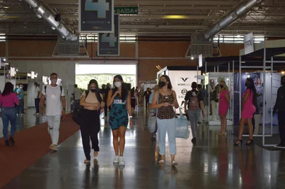 Fenin Fashion Gramado 2022<!-- NICAID(15003656) -->