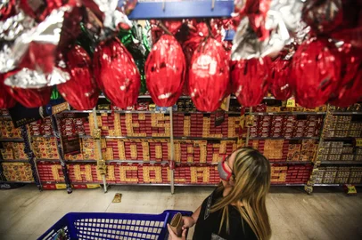 PORTO ALEGRE, RS, BRASIL -  2021.03.29 - Expectativa para vendas na páscoa. (Foto: André Ávila/ Agência RBS)Indexador: Andre Avila<!-- NICAID(14745650) -->