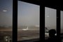 Porto Alegre, RS, Brasil, 31-05-2023: Neblina afeta voos no Aeroporto Salgado Filho. Foto: Mateus Bruxel / Agência RBSIndexador: Andre Avila<!-- NICAID(15443164) -->