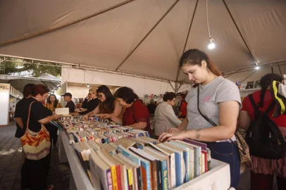 Paola Oliveira / Feira do Livro / Divulgação feira do livro pelotas<!-- NICAID(16168458) -->