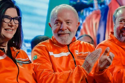 DUQUE DE CAXIAS, RJ, BRASIL - 04/07/2025 - Lula durante anúncio de investimentos da Petrobras no RJ<!-- NICAID(16073698) -->