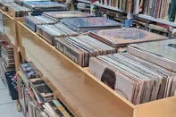 Feira de Discos de Vinil no Sebo Café em Passo Fundo<!-- NICAID(16267254) -->