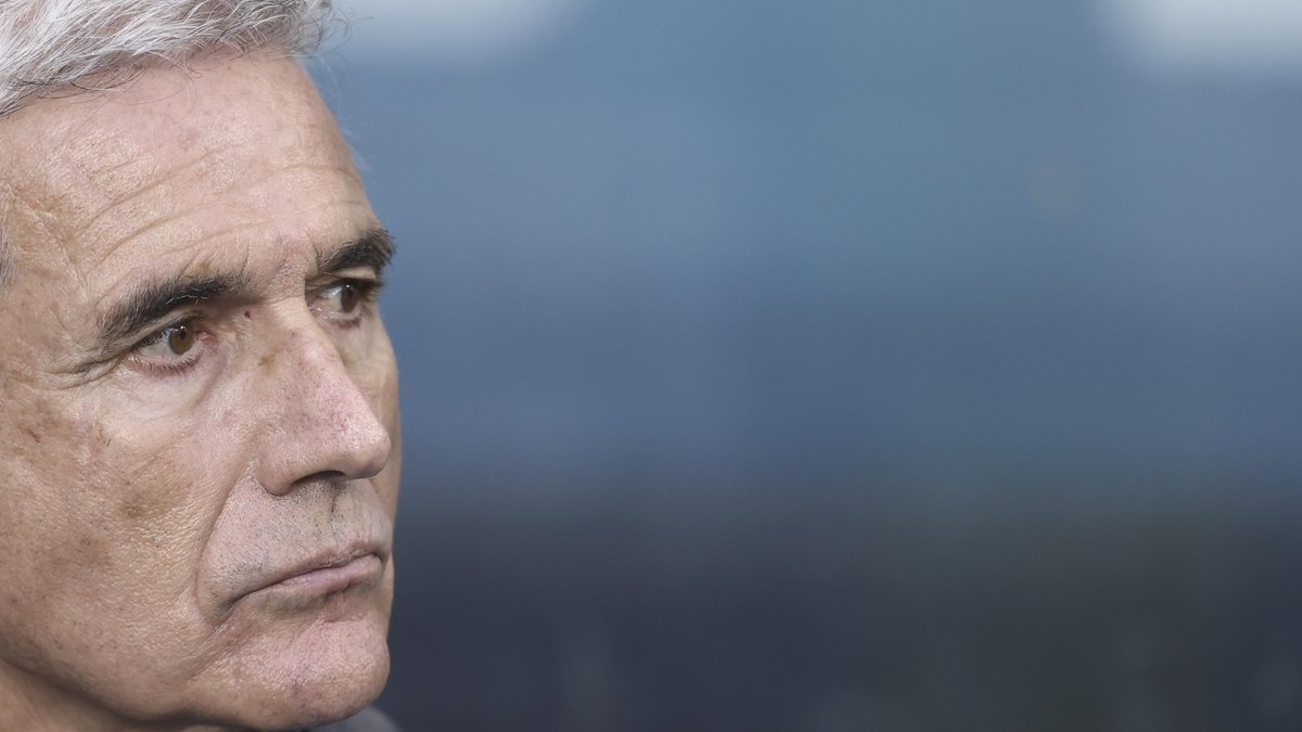 Grêmio busca substituto para Arthur em amistoso contra Cruzeiro