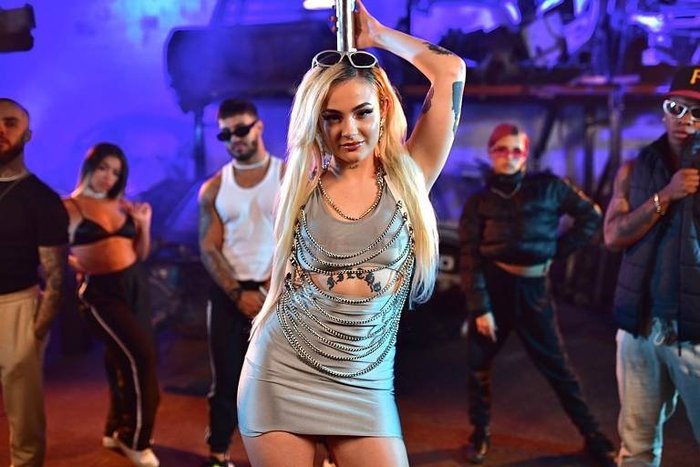 Instagram: @bibi_babydoll