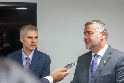 Sidônio Palmeira e Paulo Pimenta