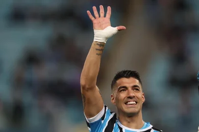 PORTO ALEGRE, RS - Campeonato Brasileiro: GRÊMIO x AMÉRICA, MG - Foto: Anselmo Cunha, Agência RBSNa imagem, Suarez<!-- NICAID(15463951) -->