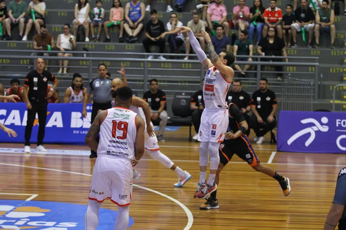 Thais Sousa / Caxias Basquete/Divulgação