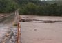VÍDEO: Ponte sobre o Rio da Várzea é levada pela enxurrada em Rodeio Bonito