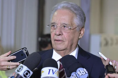 Brasília - O ex-presidente da  Fernando Henrique Cardoso fala à imprensa em reunião na sede da Executiva Nacional do PSDB (Valter Campanato/Agência Brasil)
