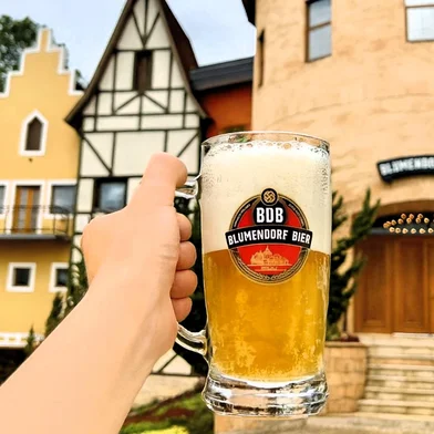 Cervejaria & Restaurante Blumendorf, em Nova Hartz.<!-- NICAID(16155335) -->
