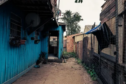 PELOTAS CASAS DEMOLIÇÃO<!-- NICAID(16279650) -->