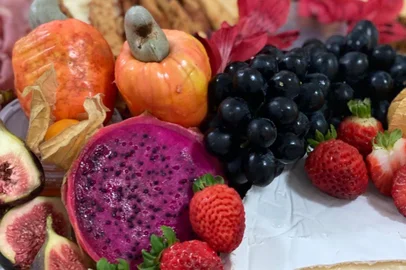 Coluna Sara Bodowsky - Platterie<!-- NICAID(15205527) -->
