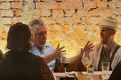 Arquivo pessoal / Arquivo pessoal Robert Plant, do Led Zeppelin, jantou no Mesa, restaurante especializado em culinária italiana, localizado a duas quadras do hotel Hilton, no bairro Moinhos de Vento, em Porto Alegre.<!-- NICAID(16290016) -->