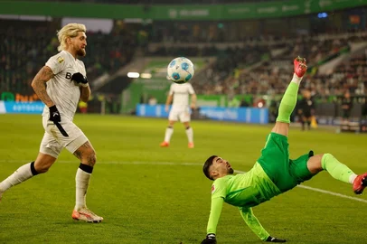 Bayer Leverkusen x Wolfsburg, futebol, Campeonato Alemão
