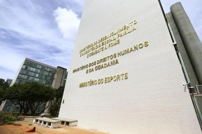 Brasília (DF), 10/04/2023 - Fachada do ministério do Esporte, do ministério dos Direitos Humanos e do ministério do Desenvolvimento e Assistência Social, Família e Combate à Fome.<!-- NICAID(15425837) -->