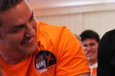 Luciano Zucco e Felipe Camozzato na convenção do Novo<!-- NICAID(16334848) -->